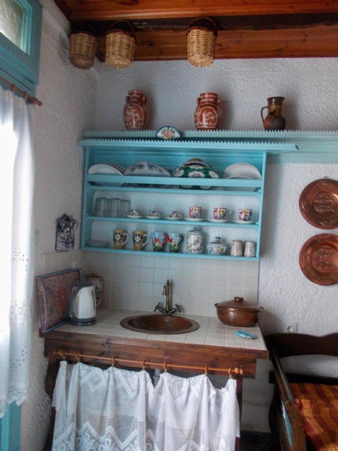 Nyfes Traditional Boutique Frosyni Skyros Exterior foto